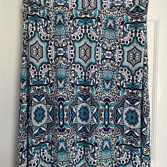 Turquoise, amethyst and aqua, blues, maxi skirt, size large by artisan New York - Picture 4 of 7